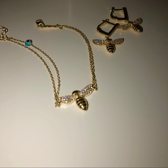 Jewellery - Picture 2 of 2